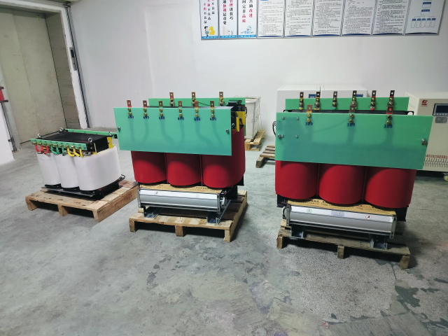 向阳KS11-1000KVA矿用变压器